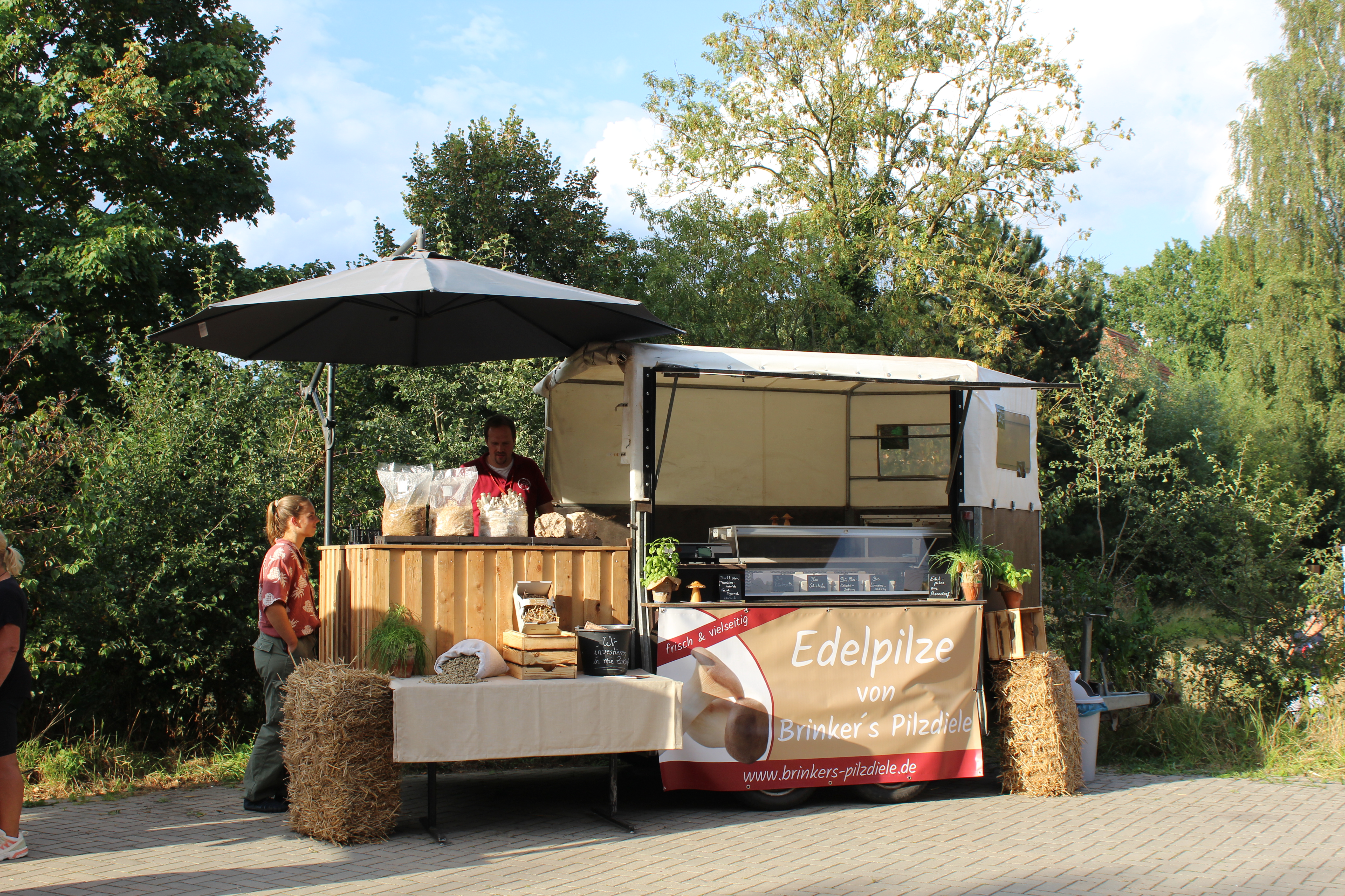Der Stand von Brinkers Pilzdiele auf unserem Hoffest 2025 mit frischen Edelpilzen